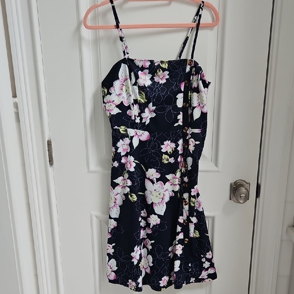 Floral Black Dress‎ - Picture 2 of 5